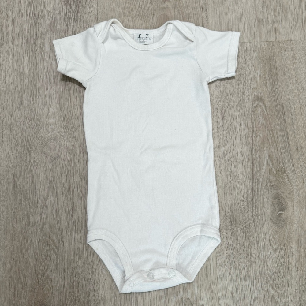 Kids Carter's White Baby Bodysuit Onesie Short Sleeve 9-12M